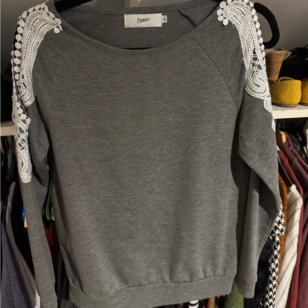 Choies Gray Top with Elegant Details